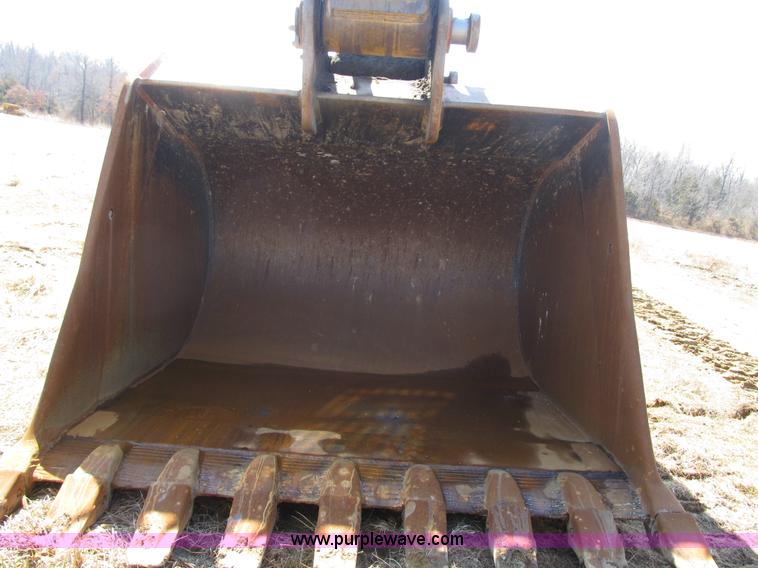 image for item F8988 SUI heavy duty excavator bucket