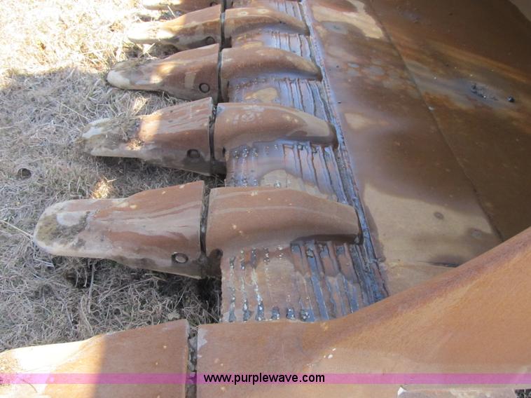 image for item F8988 SUI heavy duty excavator bucket