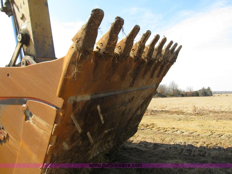 image for item F8988 SUI heavy duty excavator bucket