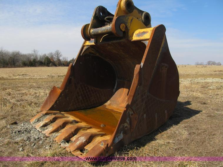 image for item F8989 Welco heavy duty excavator bucket