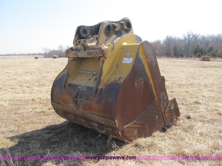 image for item F8989 Welco heavy duty excavator bucket