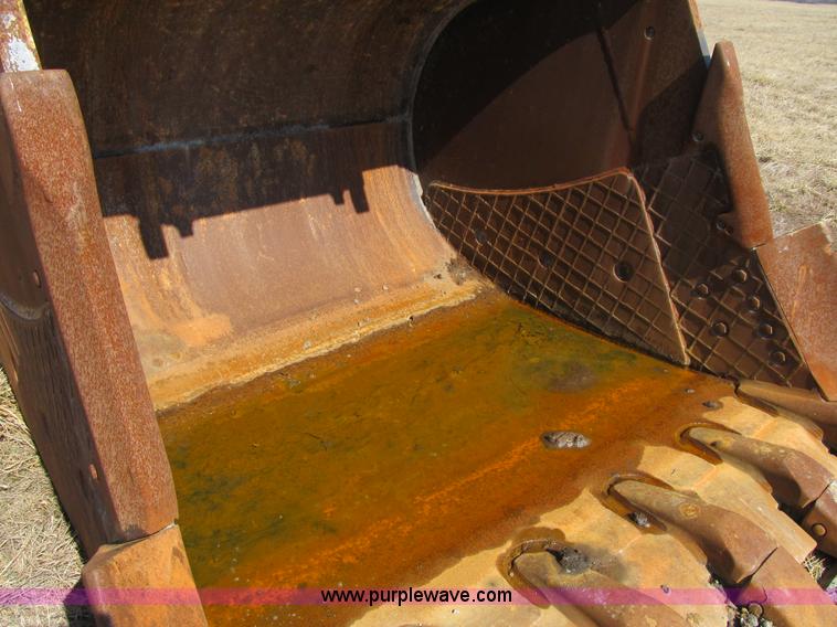 image for item F8989 Welco heavy duty excavator bucket