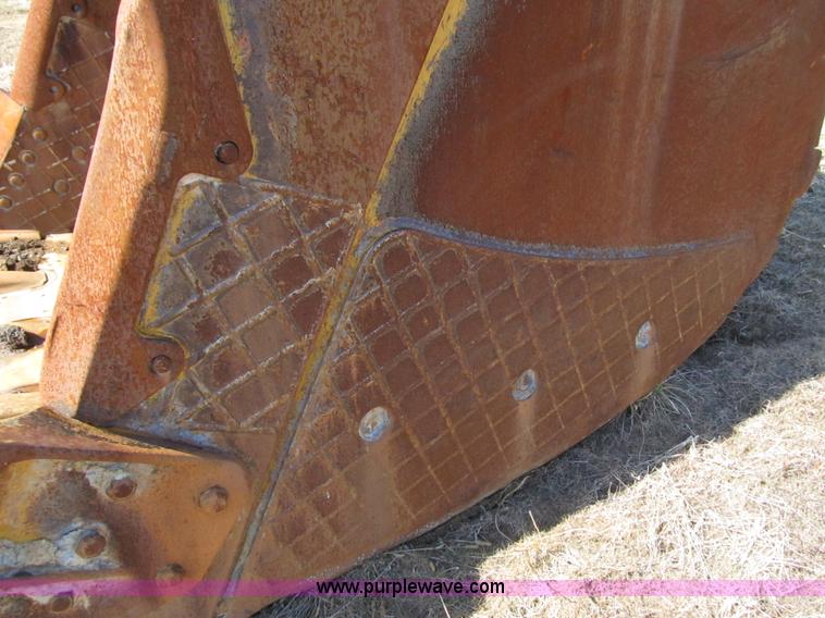image for item F8989 Welco heavy duty excavator bucket