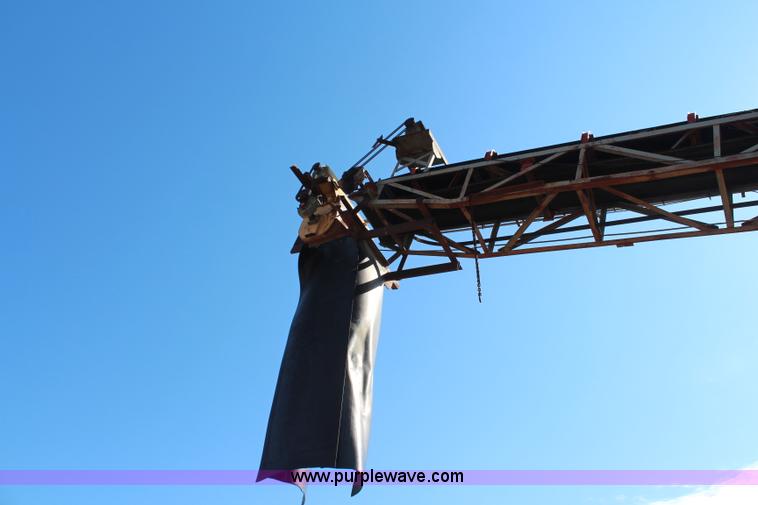 image for item I5091 Stacking conveyor