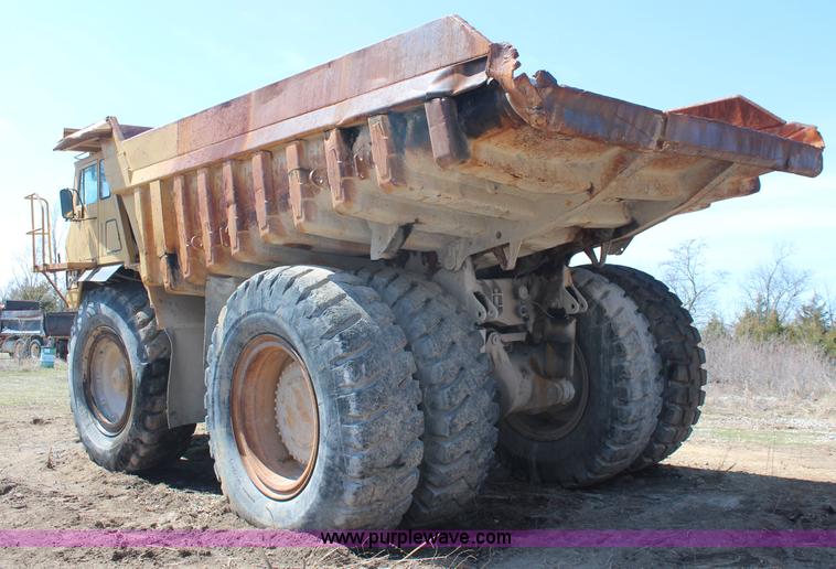 image for item K6756 1984 Caterpillar 777 haul truck