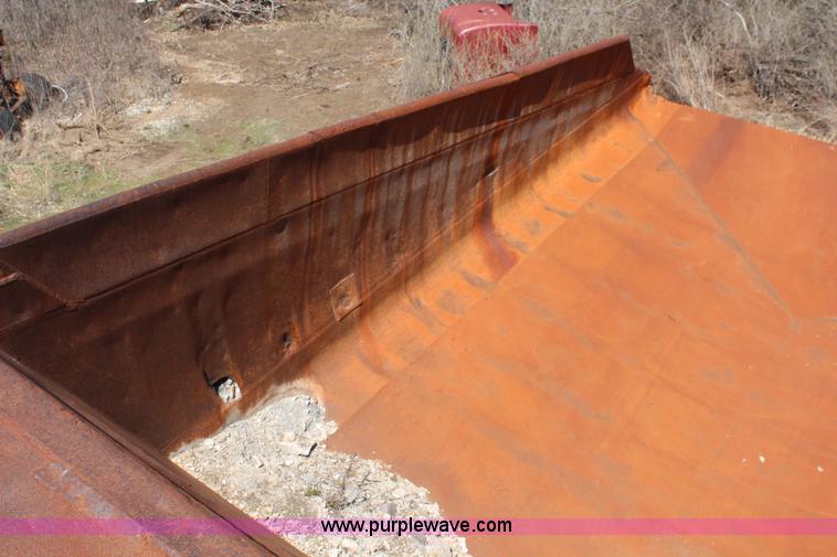 image for item K6756 1984 Caterpillar 777 haul truck