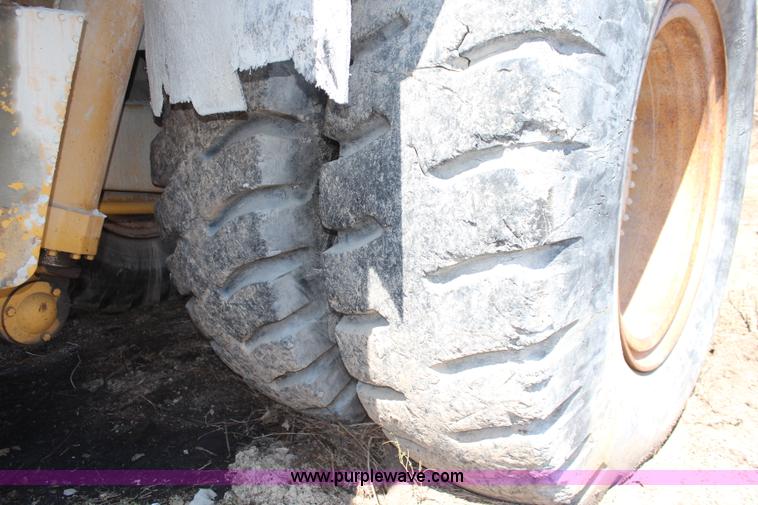 image for item K6756 1984 Caterpillar 777 haul truck