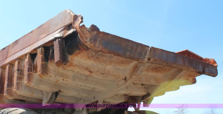 image for item K6756 1984 Caterpillar 777 haul truck