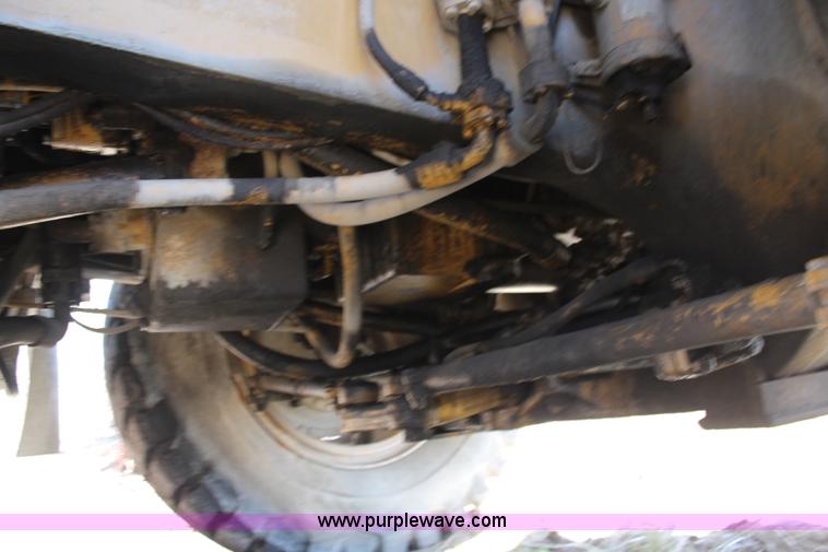 image for item K6756 1984 Caterpillar 777 haul truck