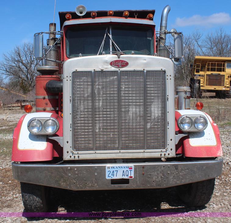 image for item K6757 1980 Peterbilt 359 dump truck