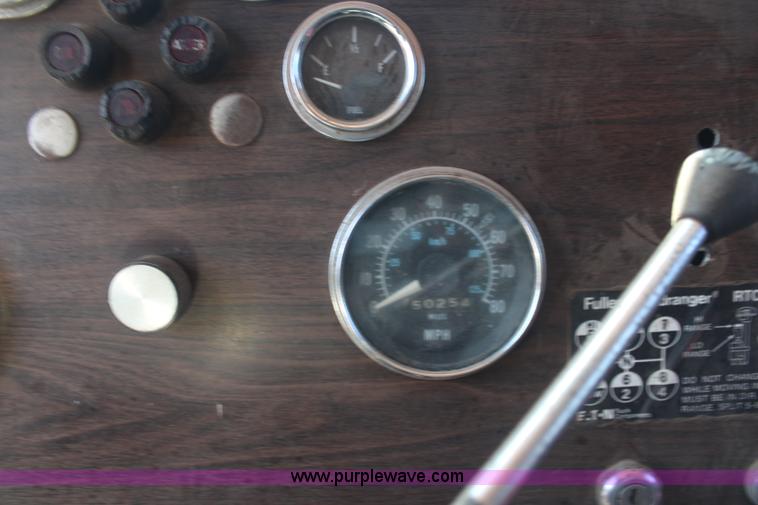 image for item K6757 1980 Peterbilt 359 dump truck