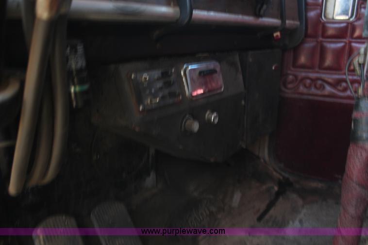 image for item K6757 1980 Peterbilt 359 dump truck