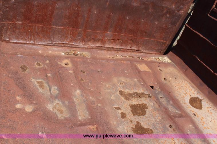 image for item K6757 1980 Peterbilt 359 dump truck