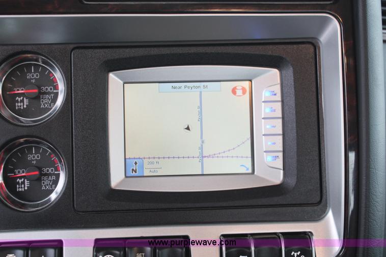 image for item K7027 2010 Kenworth W900 semi truck