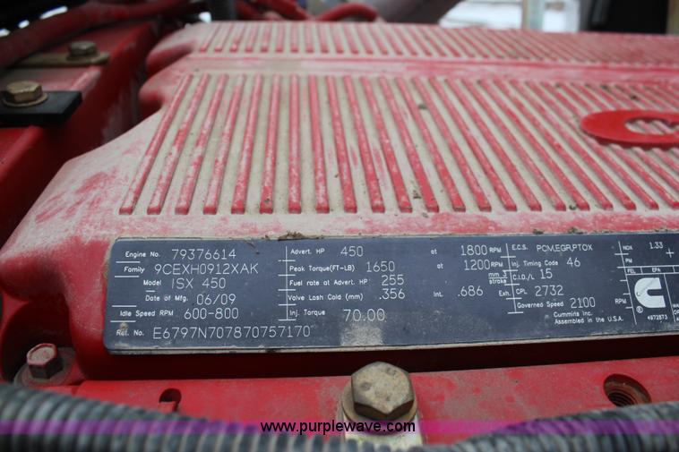 image for item K7027 2010 Kenworth W900 semi truck