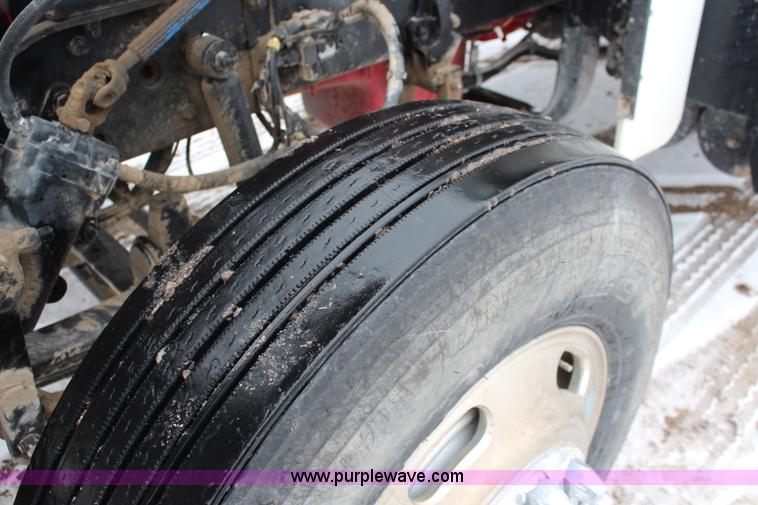 image for item K7027 2010 Kenworth W900 semi truck