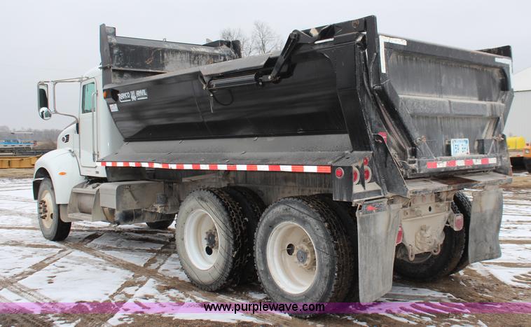 image for item K7028 2008 Peterbilt 340 dump truck