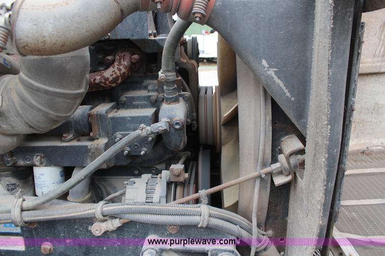 image for item K7097 1995 Kenworth T800 semi truck