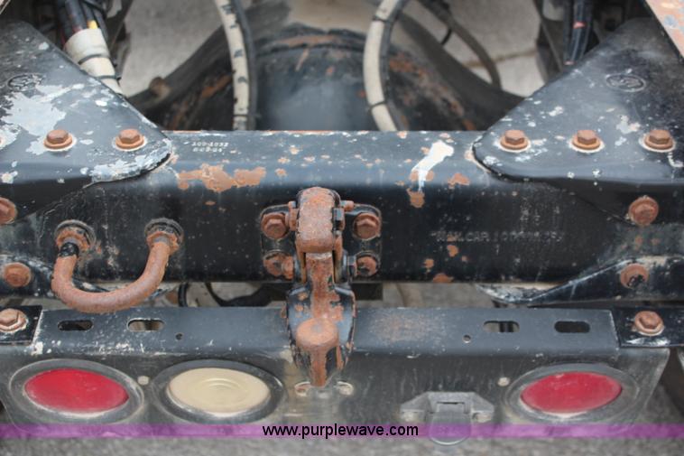 image for item K7097 1995 Kenworth T800 semi truck