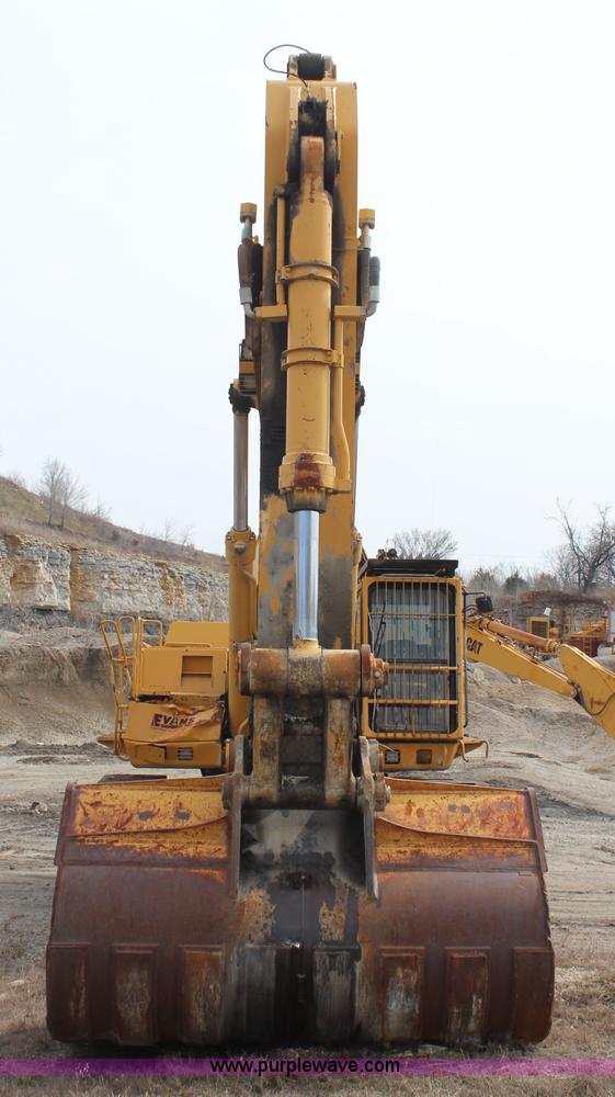 image for item K7100 1993 Caterpillar 375 excavator