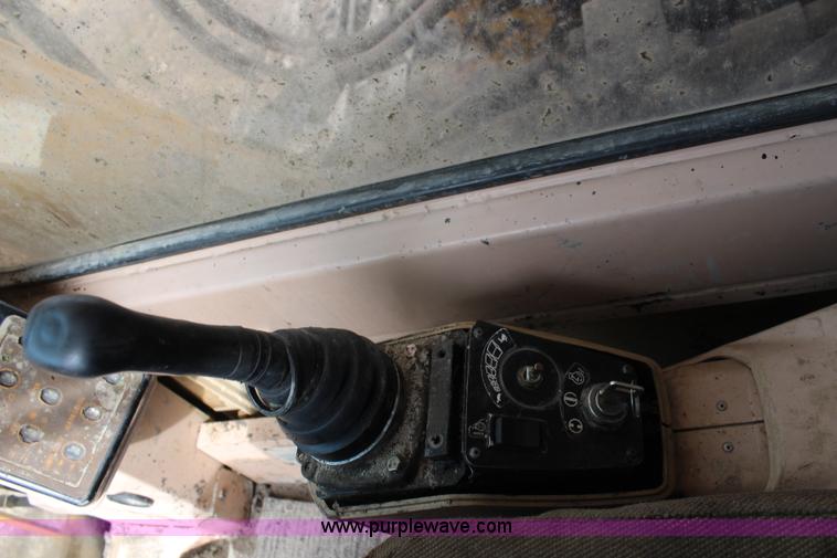 image for item K7100 1993 Caterpillar 375 excavator