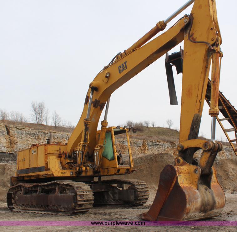 image for item K7101 1984 Caterpillar 245 excavator