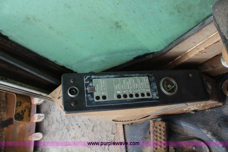 image for item K7101 1984 Caterpillar 245 excavator