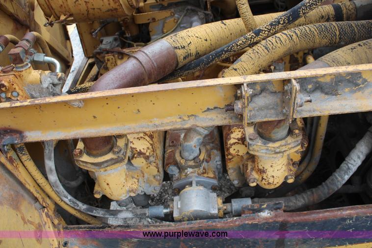 image for item K7101 1984 Caterpillar 245 excavator