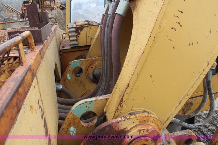 image for item K7101 1984 Caterpillar 245 excavator