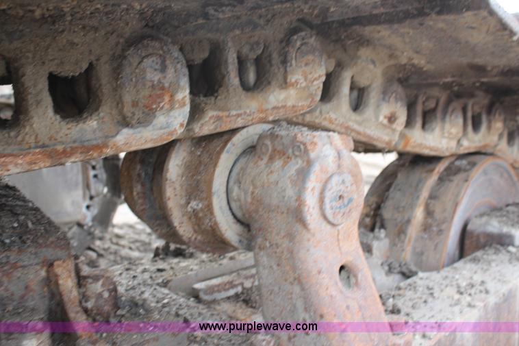 image for item K7101 1984 Caterpillar 245 excavator