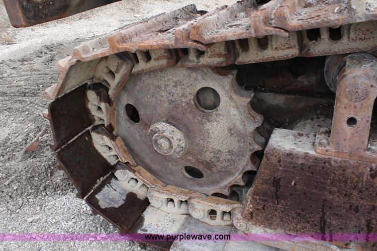 image for item K7101 1984 Caterpillar 245 excavator
