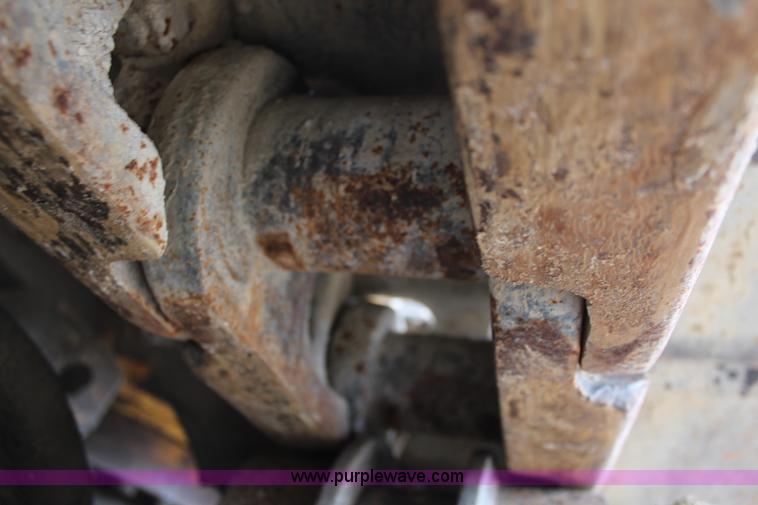 image for item K7101 1984 Caterpillar 245 excavator