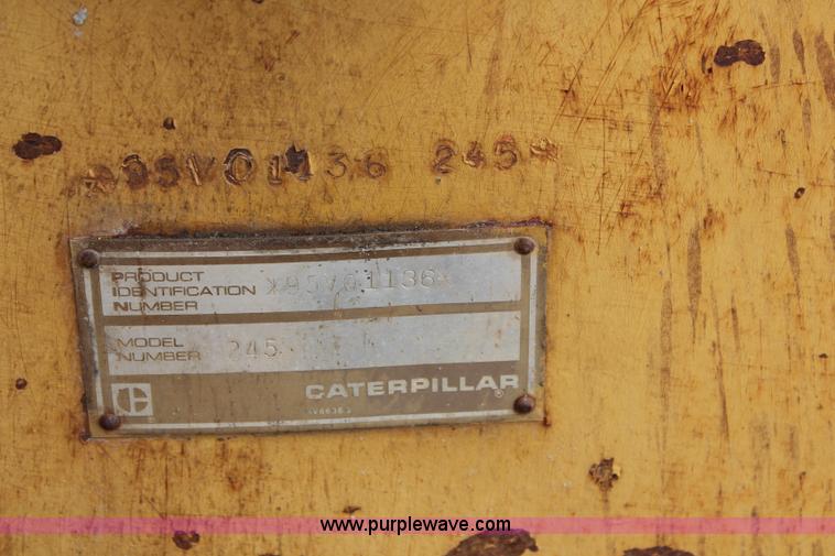 image for item K7101 1984 Caterpillar 245 excavator