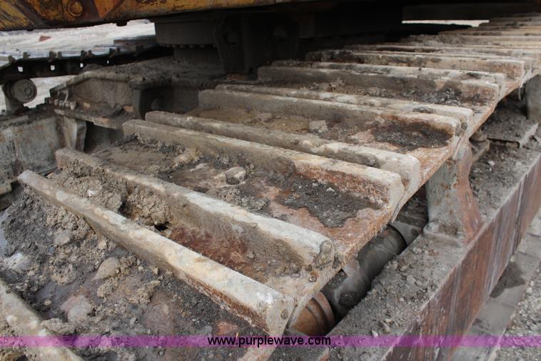 image for item K7101 1984 Caterpillar 245 excavator