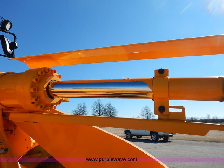 image for item K7106 2008 Hyundai HL757 XTD-7A wheel loader