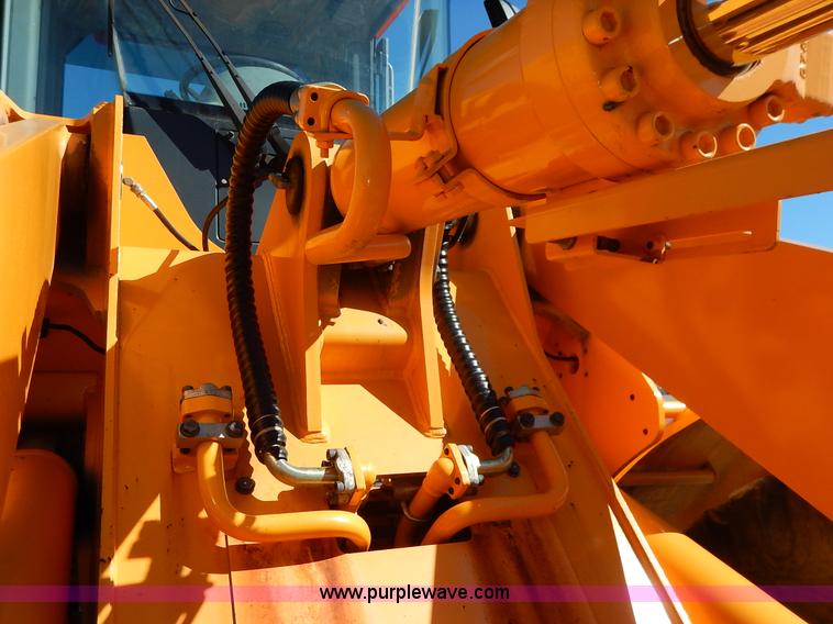 image for item K7106 2008 Hyundai HL757 XTD-7A wheel loader