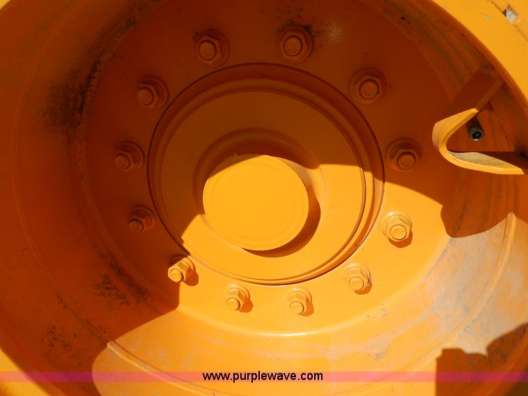 image for item K7106 2008 Hyundai HL757 XTD-7A wheel loader