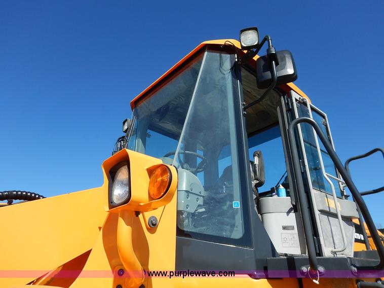 image for item K7106 2008 Hyundai HL757 XTD-7A wheel loader