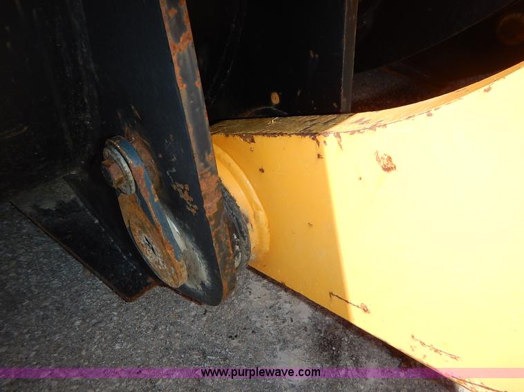 image for item K7106 2008 Hyundai HL757 XTD-7A wheel loader