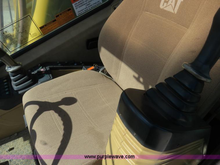 image for item K7107 2001 Caterpillar M315 rubber tire excavator