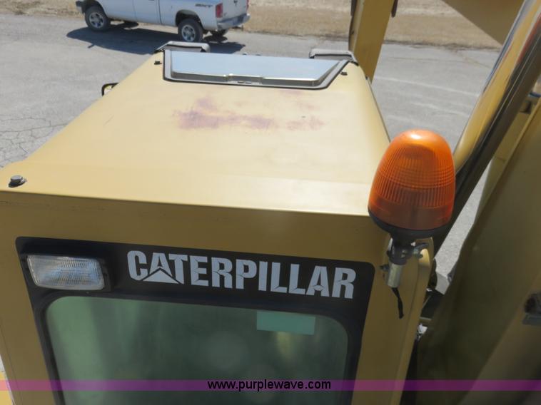 image for item K7107 2001 Caterpillar M315 rubber tire excavator