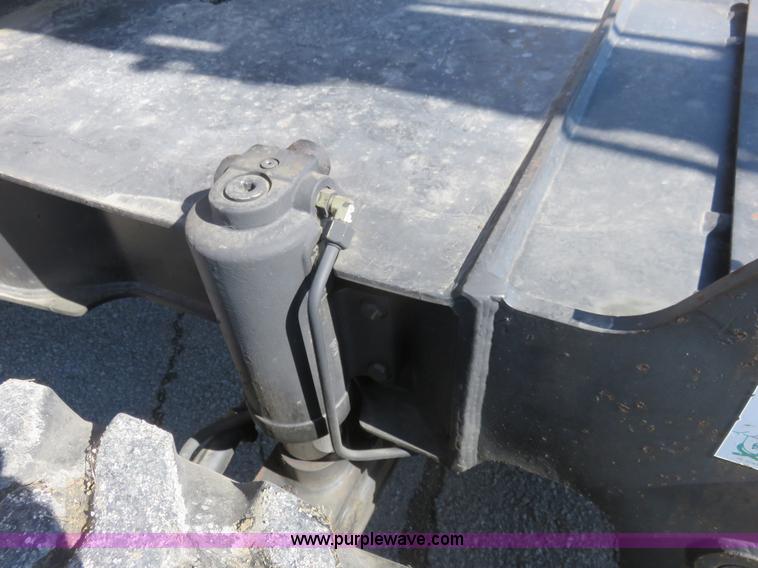 image for item K7107 2001 Caterpillar M315 rubber tire excavator