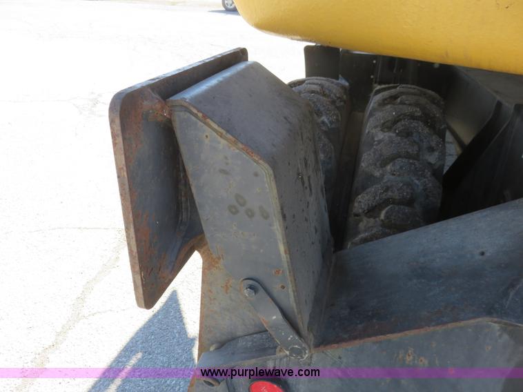 image for item K7107 2001 Caterpillar M315 rubber tire excavator