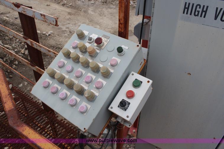 image for item K7109 Excell XL2015 crusher