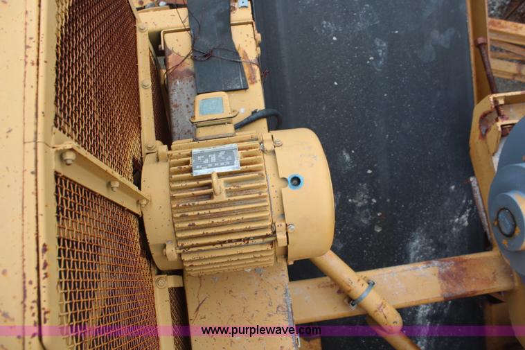 image for item K7109 Excell XL2015 crusher