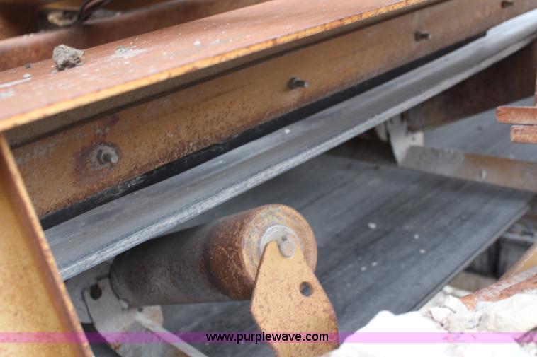 image for item K7109 Excell XL2015 crusher