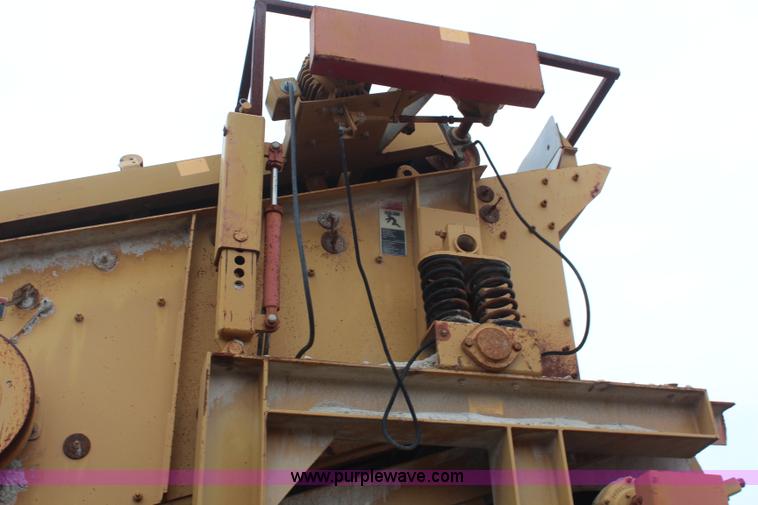 image for item K7109 Excell XL2015 crusher