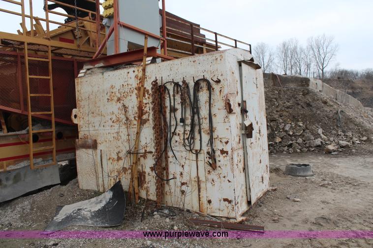 image for item K7109 Excell XL2015 crusher