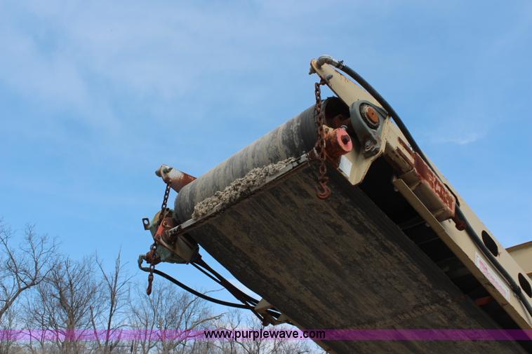 image for item K7110 2004 Kolberg / Pioneer 4250 portable impact crushing plant