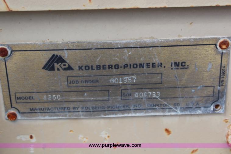 image for item K7110 2004 Kolberg / Pioneer 4250 portable impact crushing plant